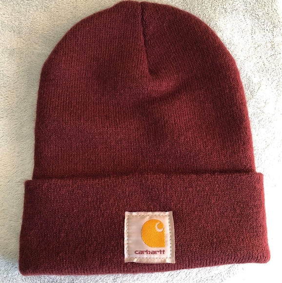 Carhartt burghandy beanie